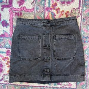 Denim grey/black skirt.